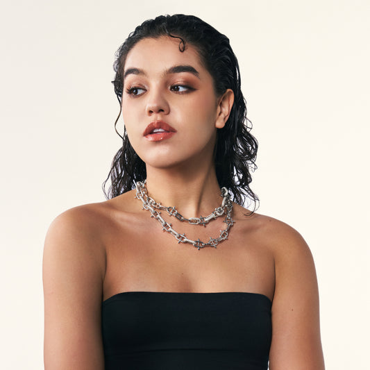 ÉPINGLE Necklace